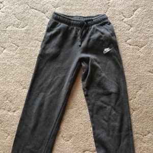 EUC Nike sweatpants